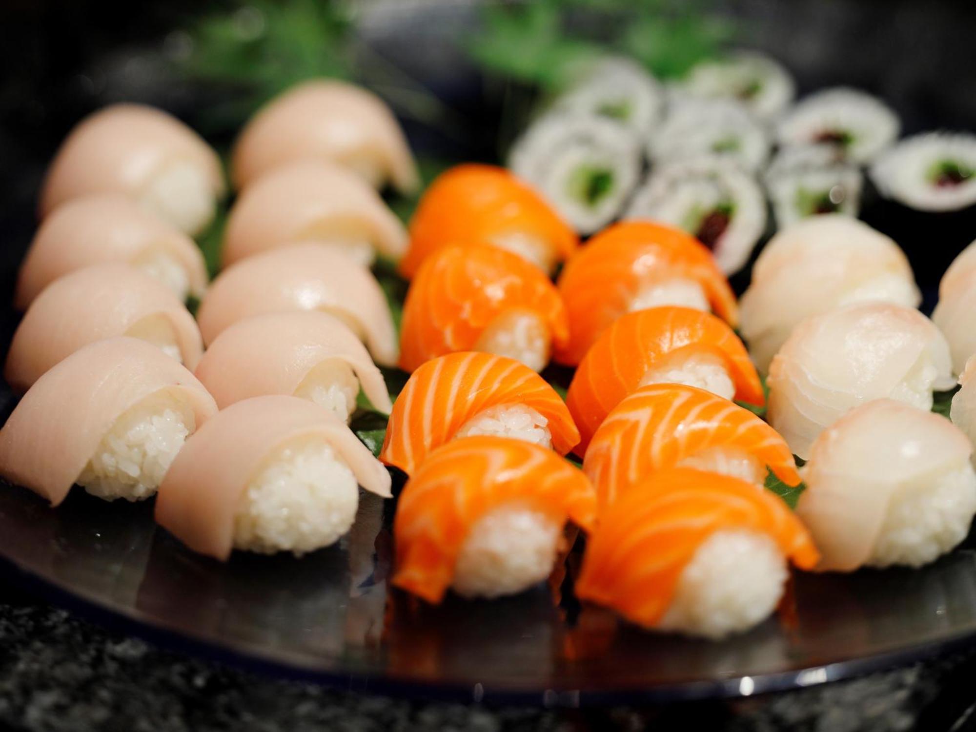 The Hotel Sanraku Kanazawa 21Th December 2022 Open Luaran gambar Sushi